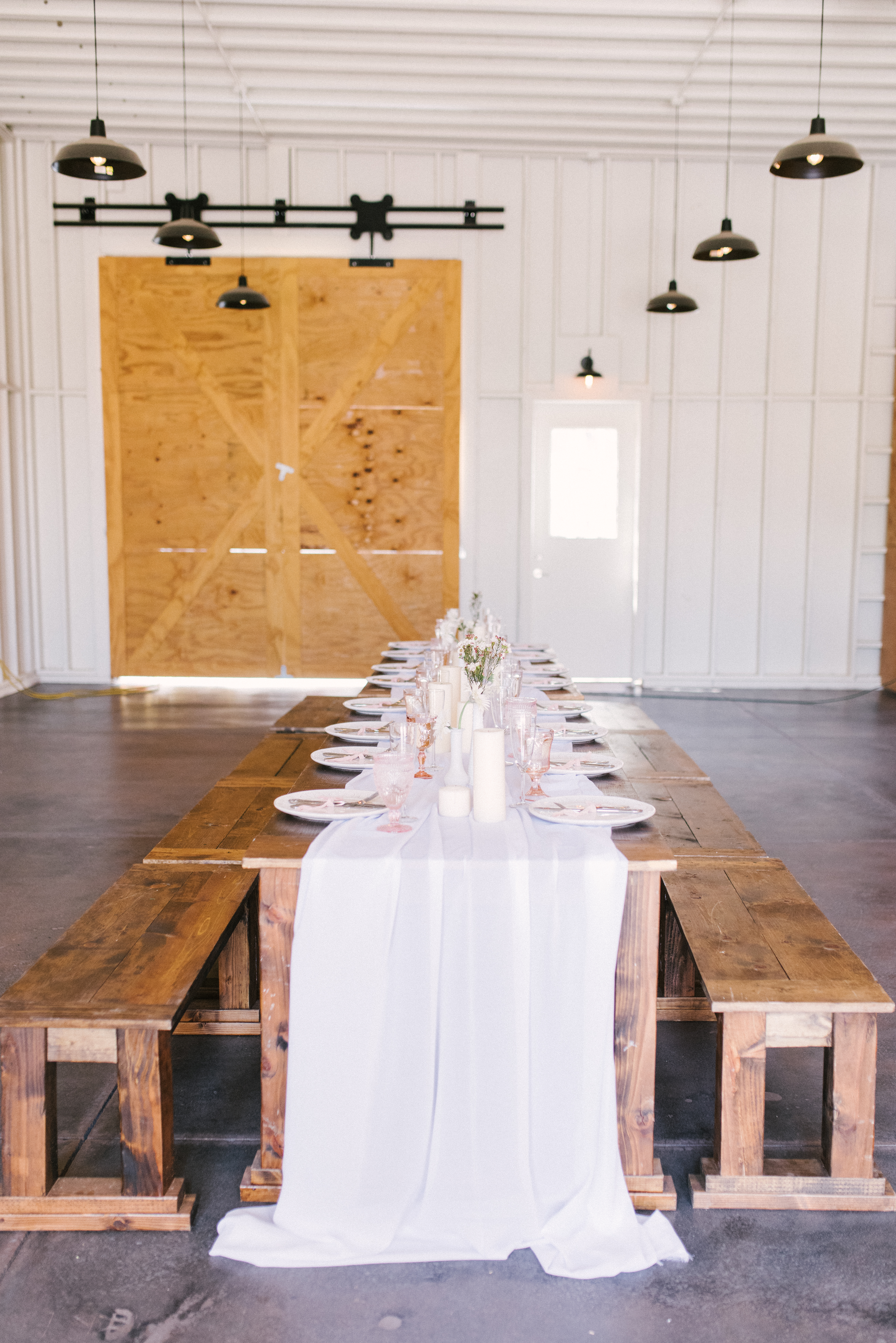 Lovely modern minimalist blush baby shower, set in the coolest industrial farmhouse barn. | glitterinc.com | Hovering Heart Photography | @glitterinc - Modern Minimalist Blush Baby Shower by popular North Carolina style blogger Glitter, Inc.