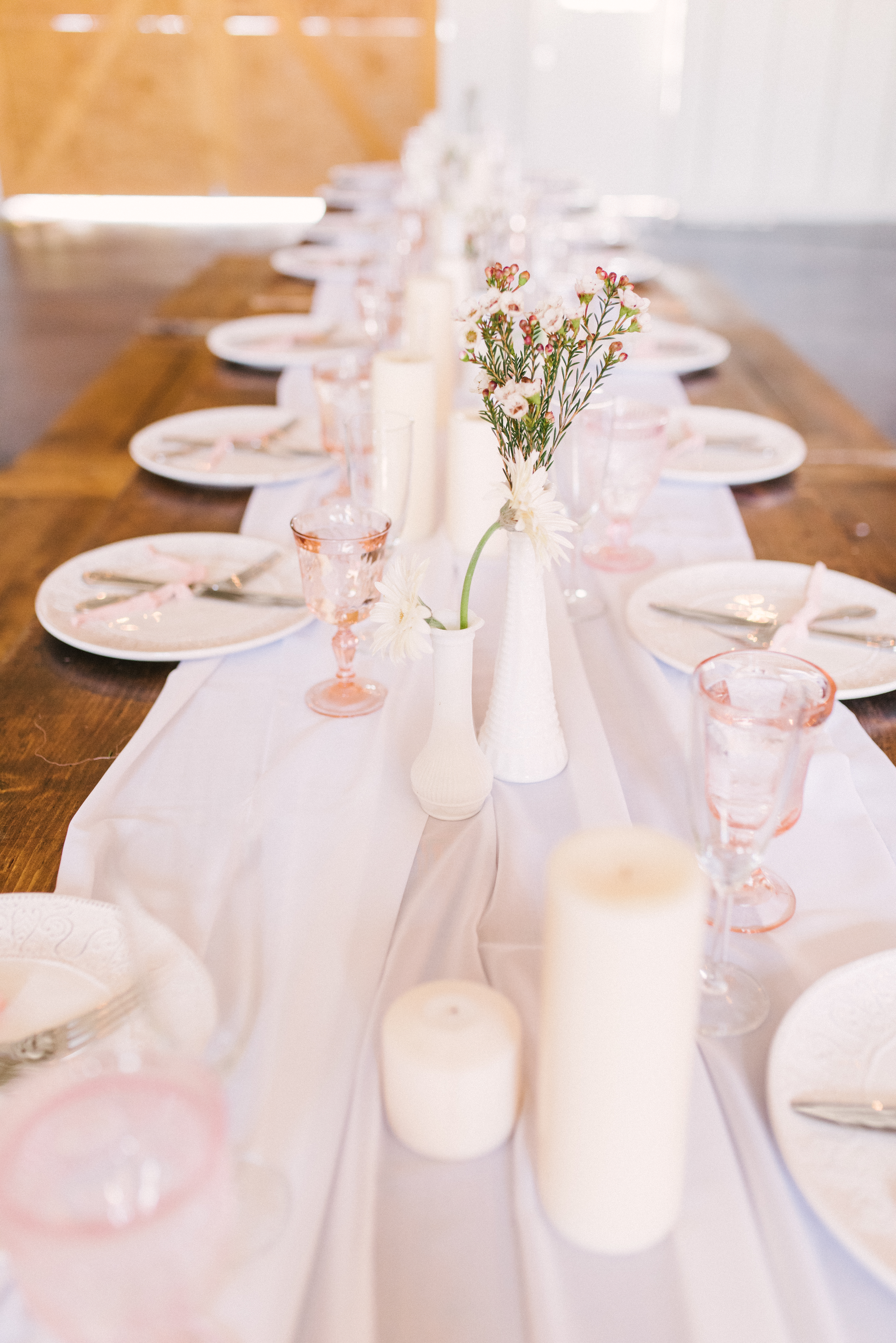 Lovely modern minimalist blush baby shower, set in the coolest industrial farmhouse barn. | glitterinc.com | Hovering Heart Photography | @glitterinc - Modern Minimalist Blush Baby Shower by popular North Carolina style blogger Glitter, Inc.