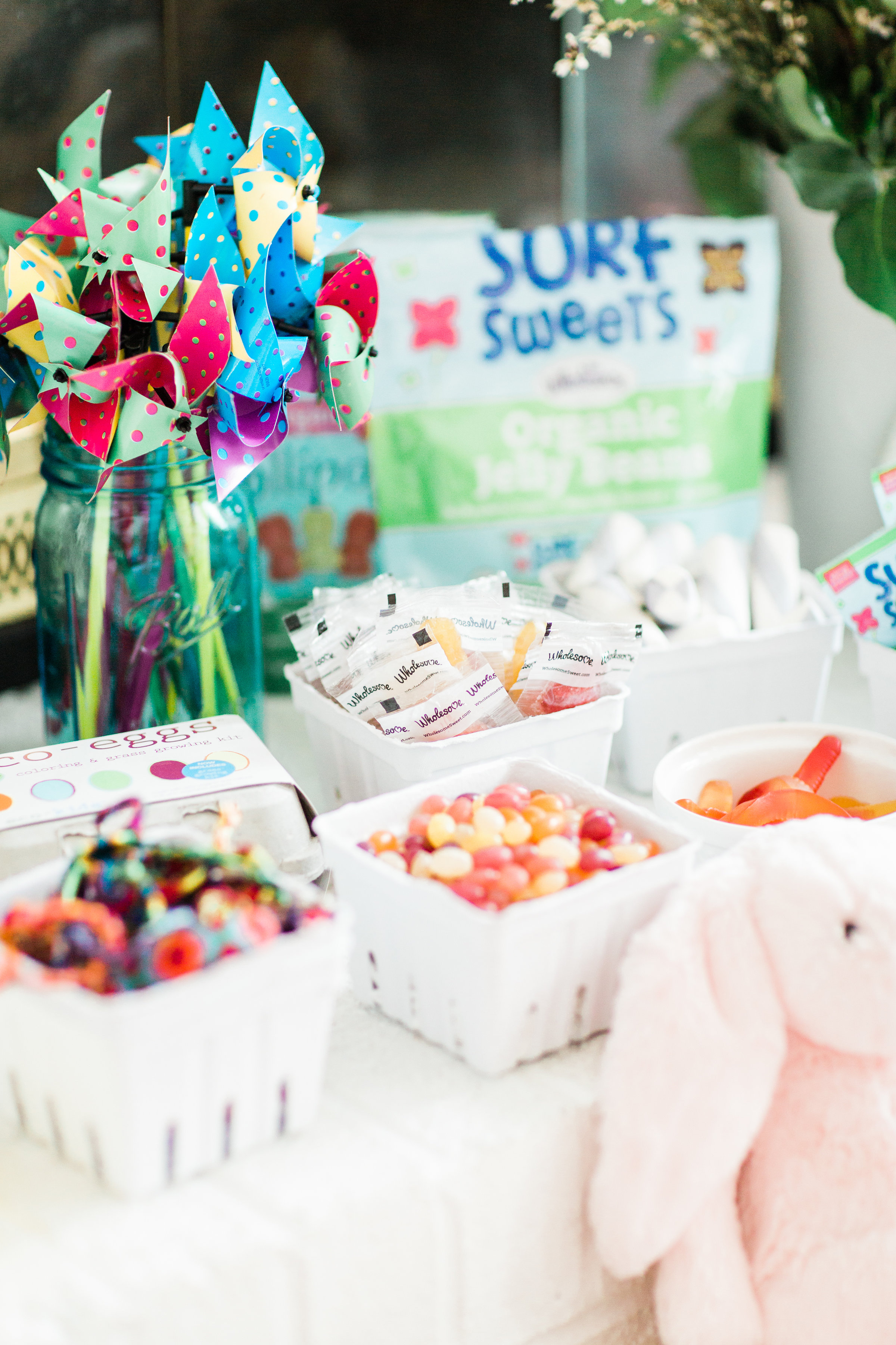 Looking for the sweetest Easter party for your little ones this Spring? This Some Bunny Loves You kids picnic Easter party has it all! | glitterinc.com | @glitterinc - Some Bunny Loves You Kids Picnic Easter Party by popular North Carolina lifestyle blogger Glitter, Inc.