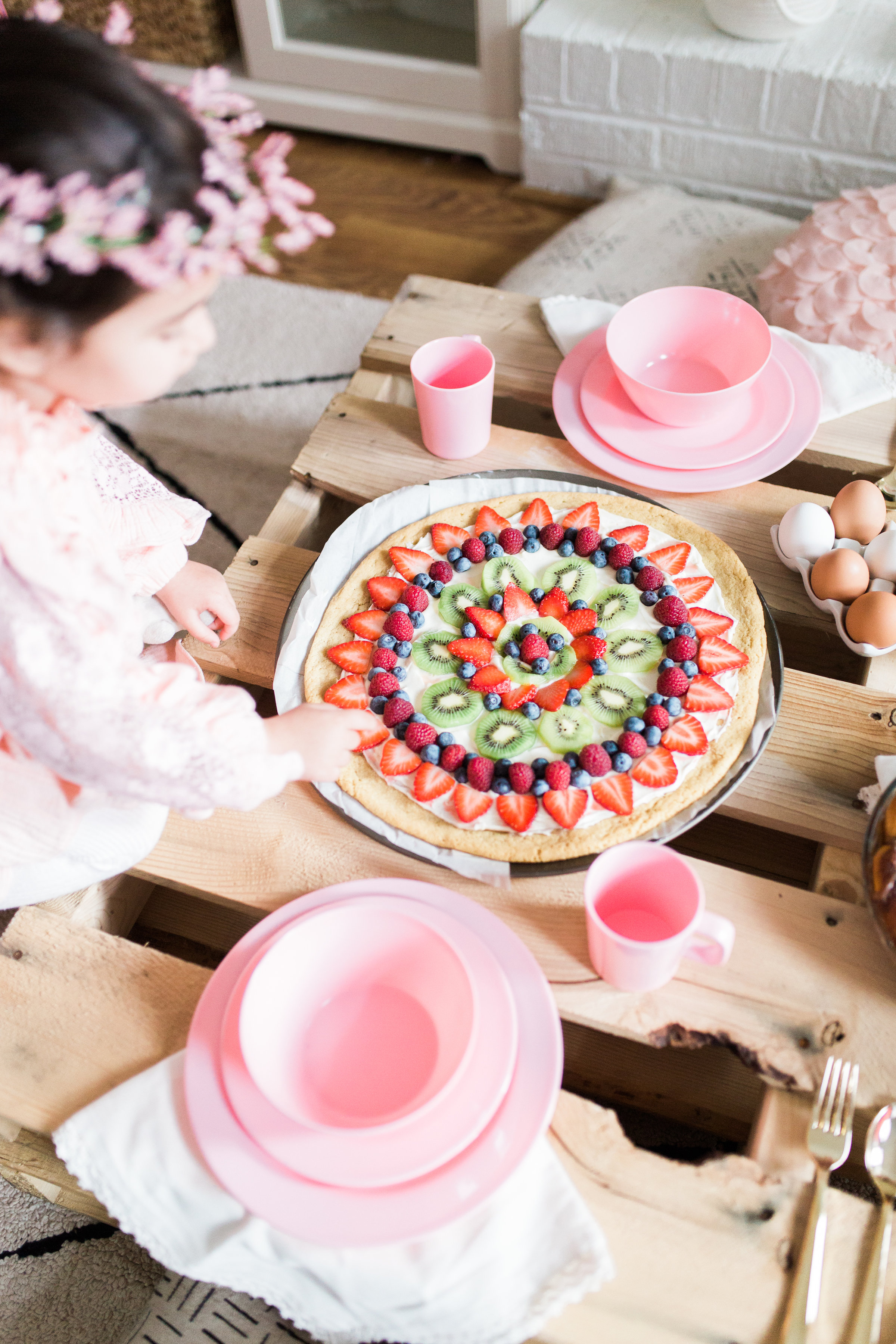 Looking for the sweetest Easter party for your little ones this Spring? This Some Bunny Loves You kids picnic Easter party has it all! | glitterinc.com | @glitterinc - Some Bunny Loves You Kids Picnic Easter Party by popular North Carolina lifestyle blogger Glitter, Inc.