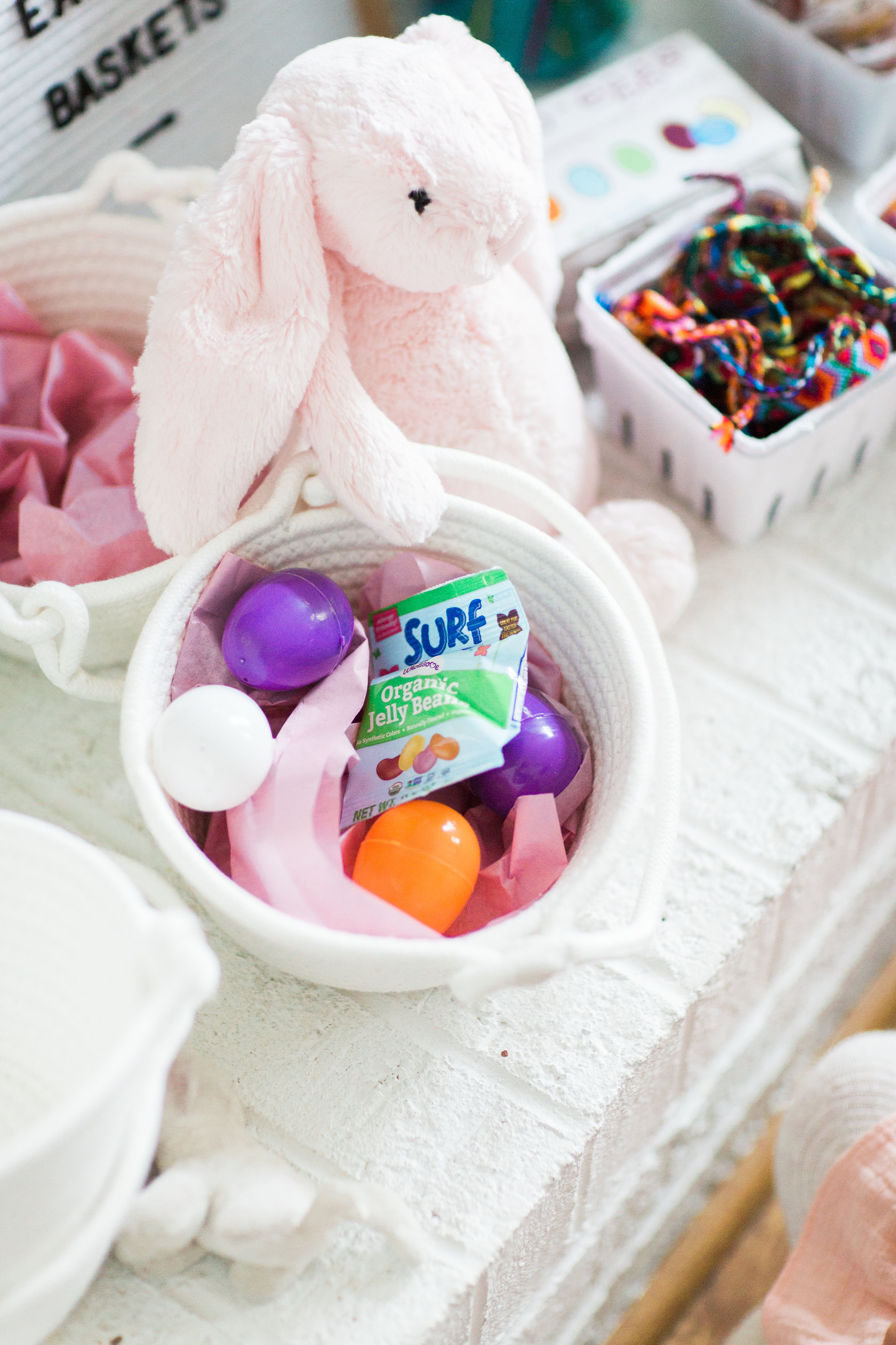 The sweetest activity to do with little ones this Easter: a DIY kids Easter basket station! (Plus, ideas for what to fill your little ones' baskets with.) | glitterinc.com | @glitterinc