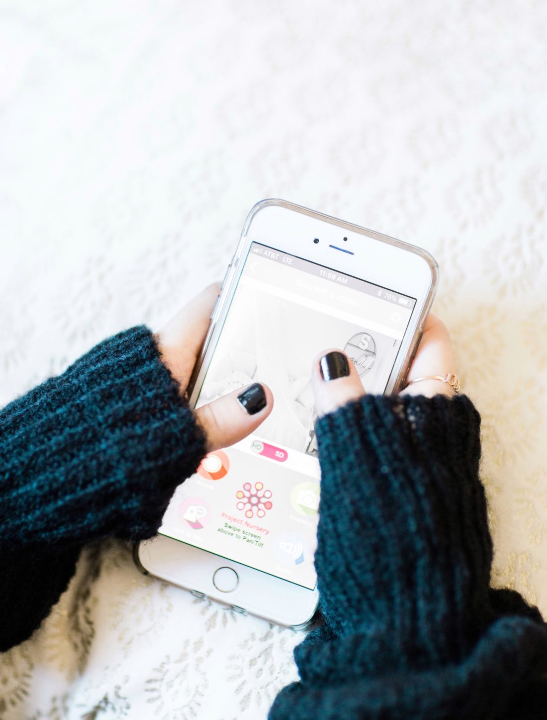 The Best Phone Apps for New Moms Glitter, Inc.