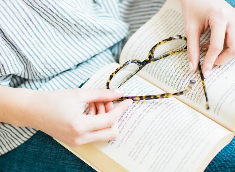 Book Recommendation by popular North Carolina lifestyle blogger Glitter, Inc.