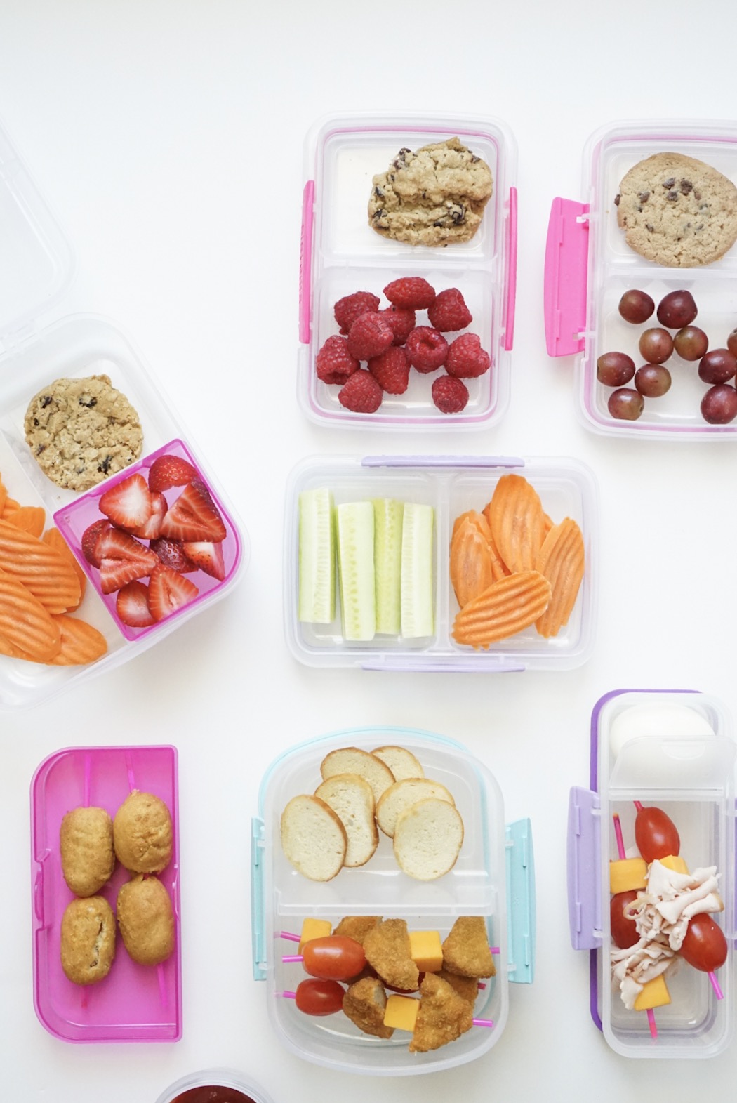 20 lunch ideas your kids will actually eat! (That aren't sandwiches!) Plus, how to meal prep school lunch for a stress-free week with a free printable. #schoollunch #bentolunch #mealprep #lunchmealprep #lunchboxmeals Click through for the details. | glitterinc.com | @glitterinc