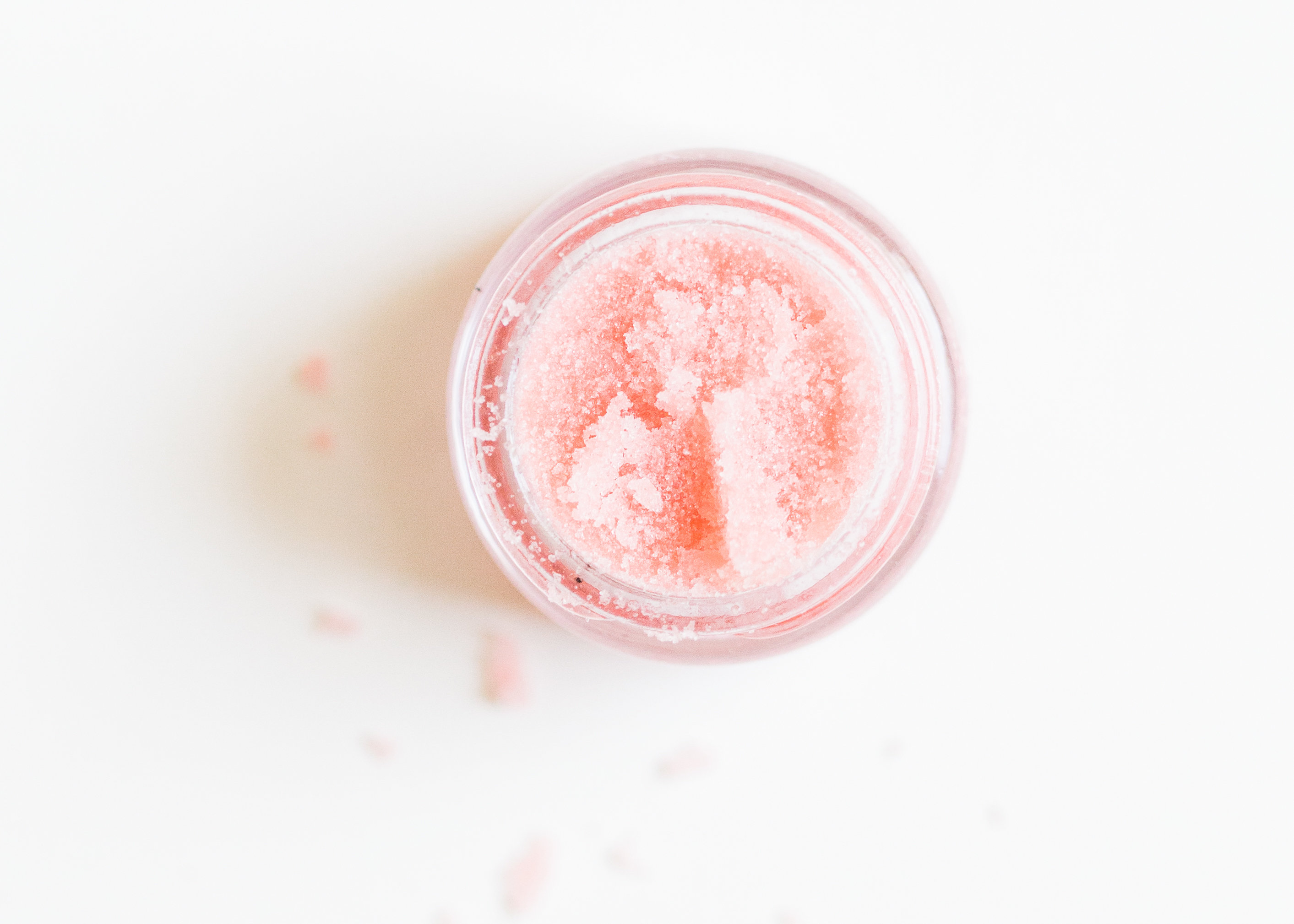 Did you know exfoliating your lips is super important for maintaining healthy, smooth, rosy lips? Make your own easy DIY glittering lip scrub using things you already have in your kitchen, for perfectly polished pout in every season. 