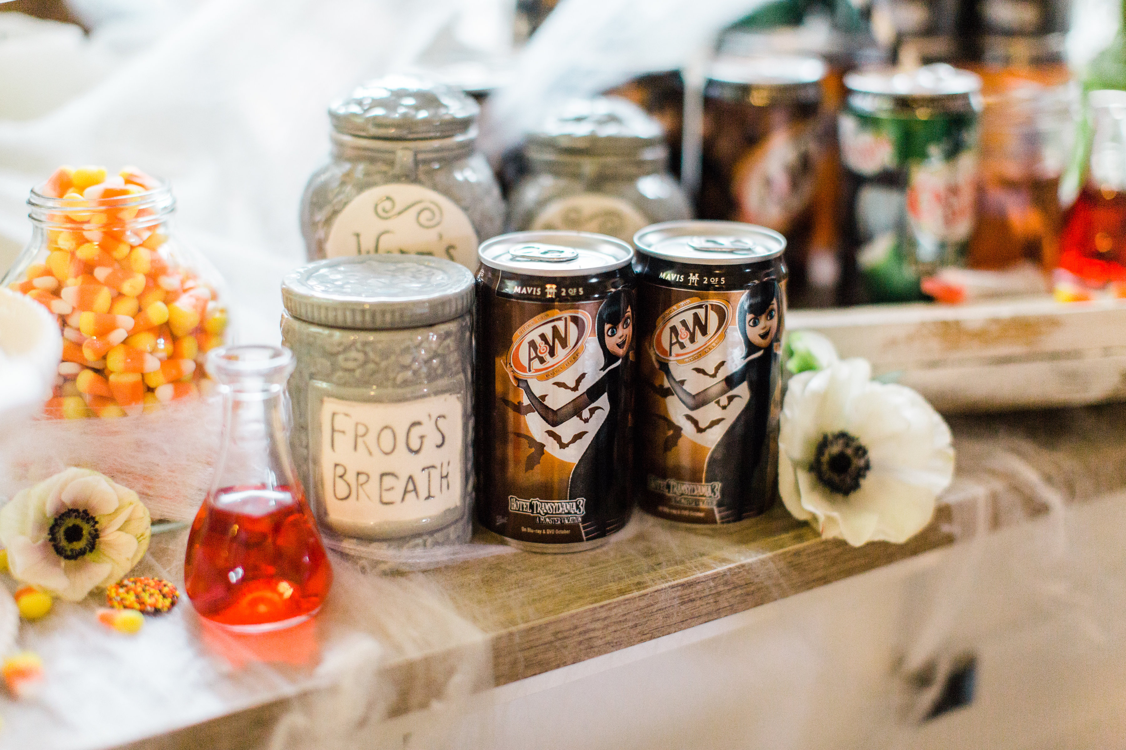 Create your own spooky Eat, Sip, and Be Scary Halloween Party Station for your next haunted bash! #Halloween #HalloweenParty #HalloweenDecor #halloweencandy #halloweendessert #dessertstation Click through for the scary fun details. | glitterinc.com | @glitterinc