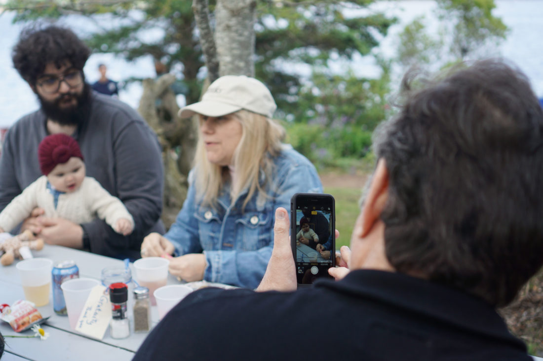 Traveling to New England? Looking for an amazing and quintessentially Maine experience for the whole family? Cabbage Island Clambakes in Boothbar Harbor, Maine are one of our all-time favorite adventures. Click through for our vacation destination details. | glitterinc.com | @glitterinc