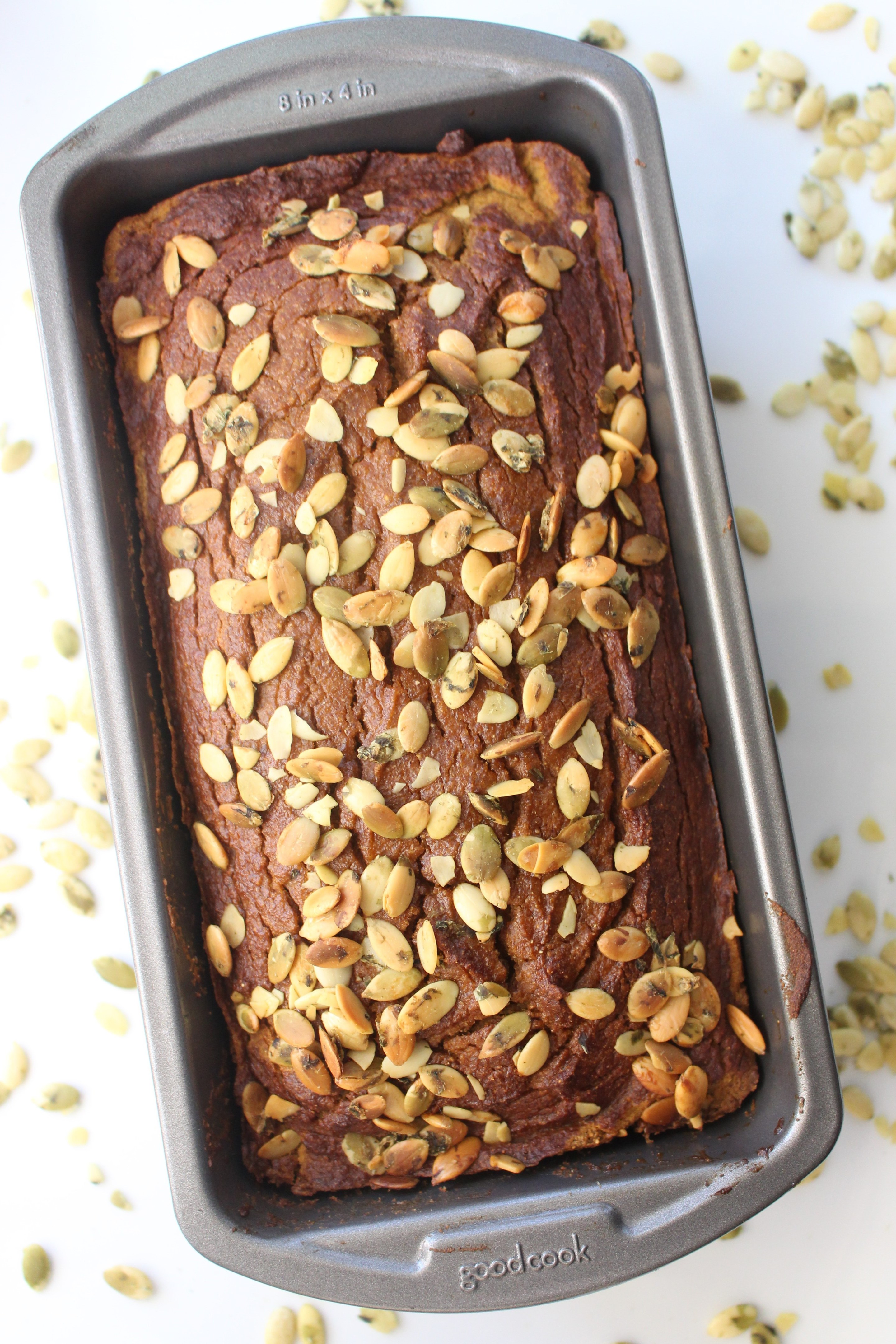 Healthy Paleo Pumpkin Bread, plus more than 125+ incredible fall recipes that everyone should try. Click through for the recipes. #fallrecipe #fallrecipes #thanksgiving #thanksgivingrecipe | glitterinc.com | @glitterinc