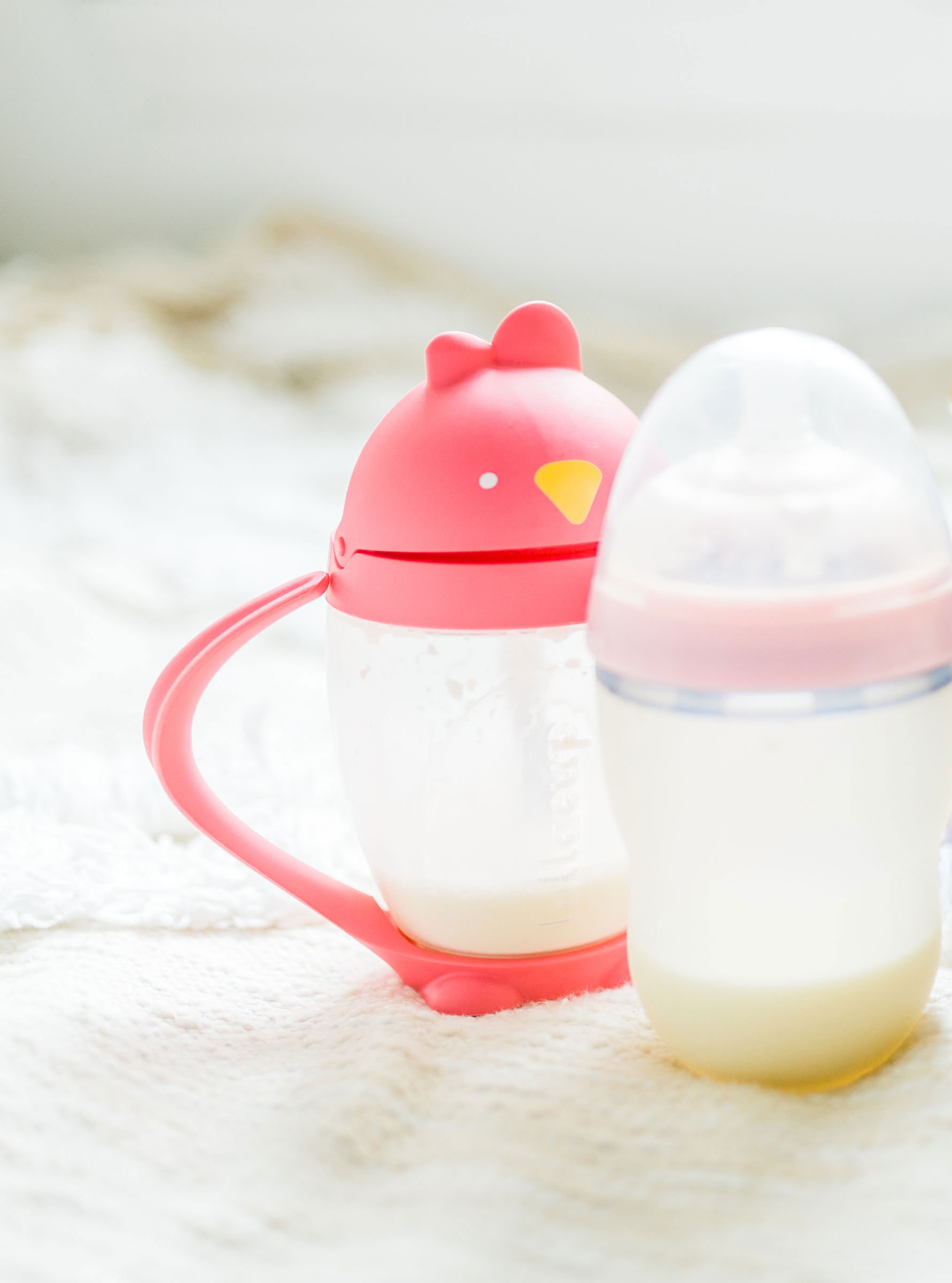 Should a 2 year old drink from a sippy cup? – Minaym