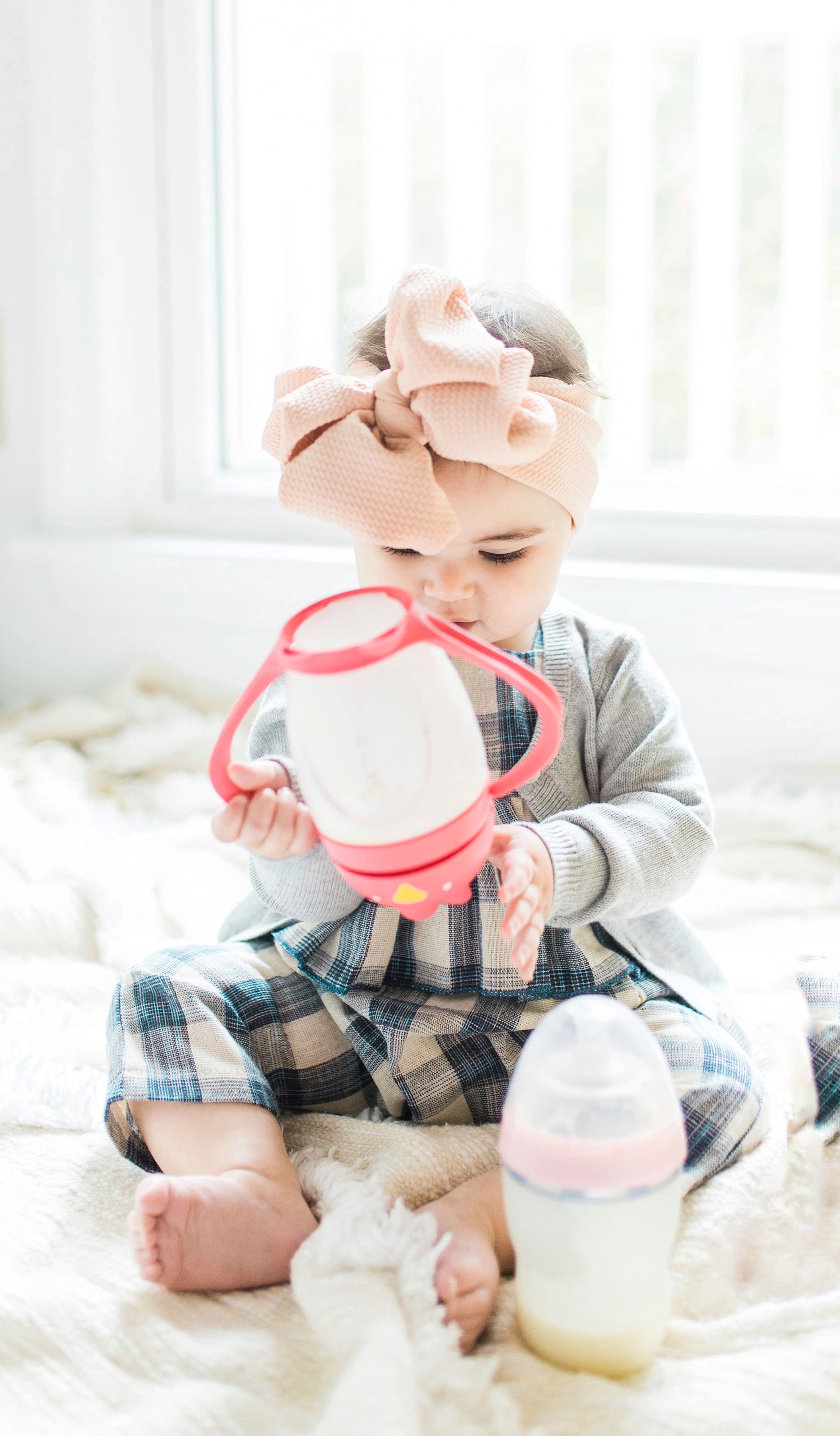 "Teach" Your Baby How to Use the Sippy Cup