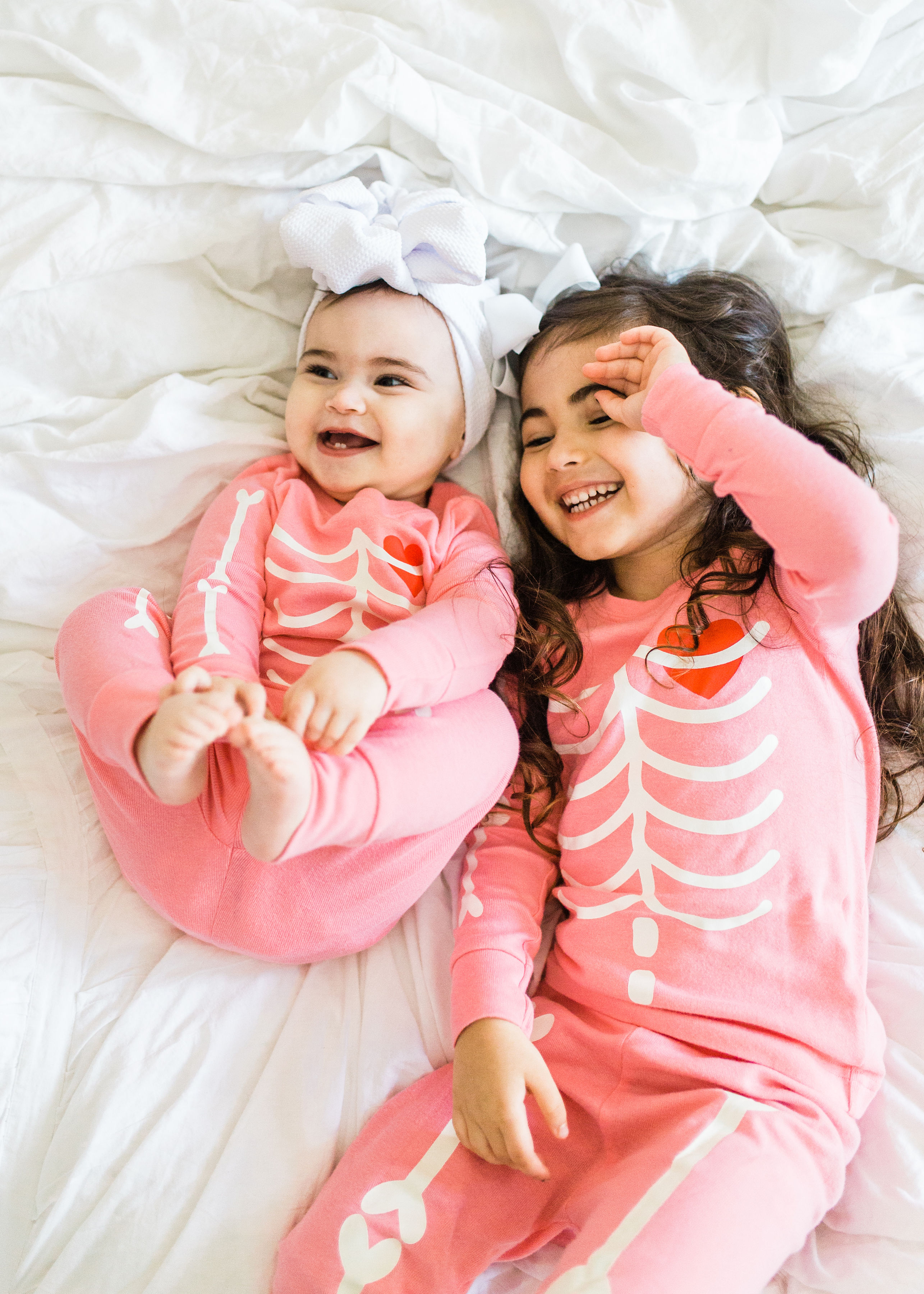 Looking to start a few fun Halloween family traditions? We're sharing our favorites, including a roundup of the best Halloween movies for kids, the cutest matching Halloween pajamas for your little ones, and plenty of spooky party inspiration and recipes! Click through for the details. #halloween #halloweenpajamas #halloweenideas #halloweentraditions #familyhalloween #kidshalloween #kidshalloweenfun #kidshalloweenpajamas #babyhalloween | glitterinc.com | @glitterinc