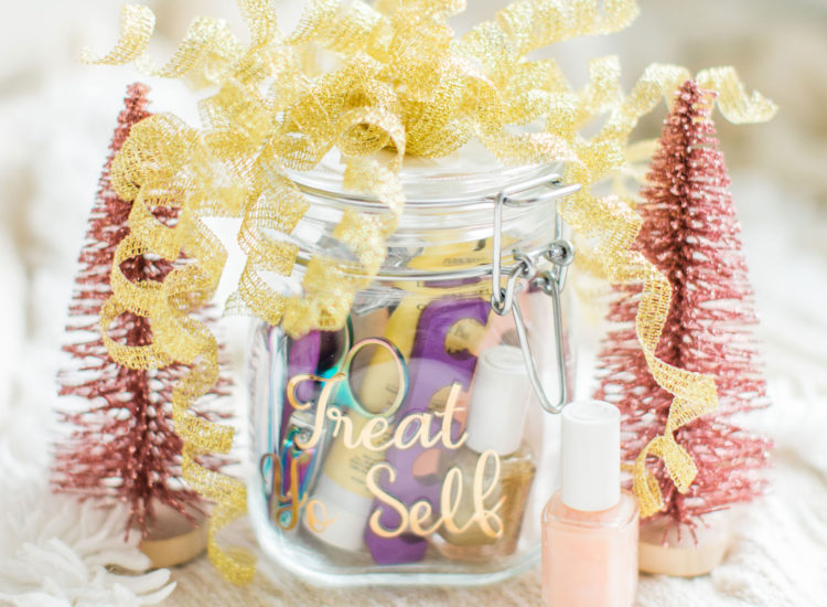 Pedicure in a Jar