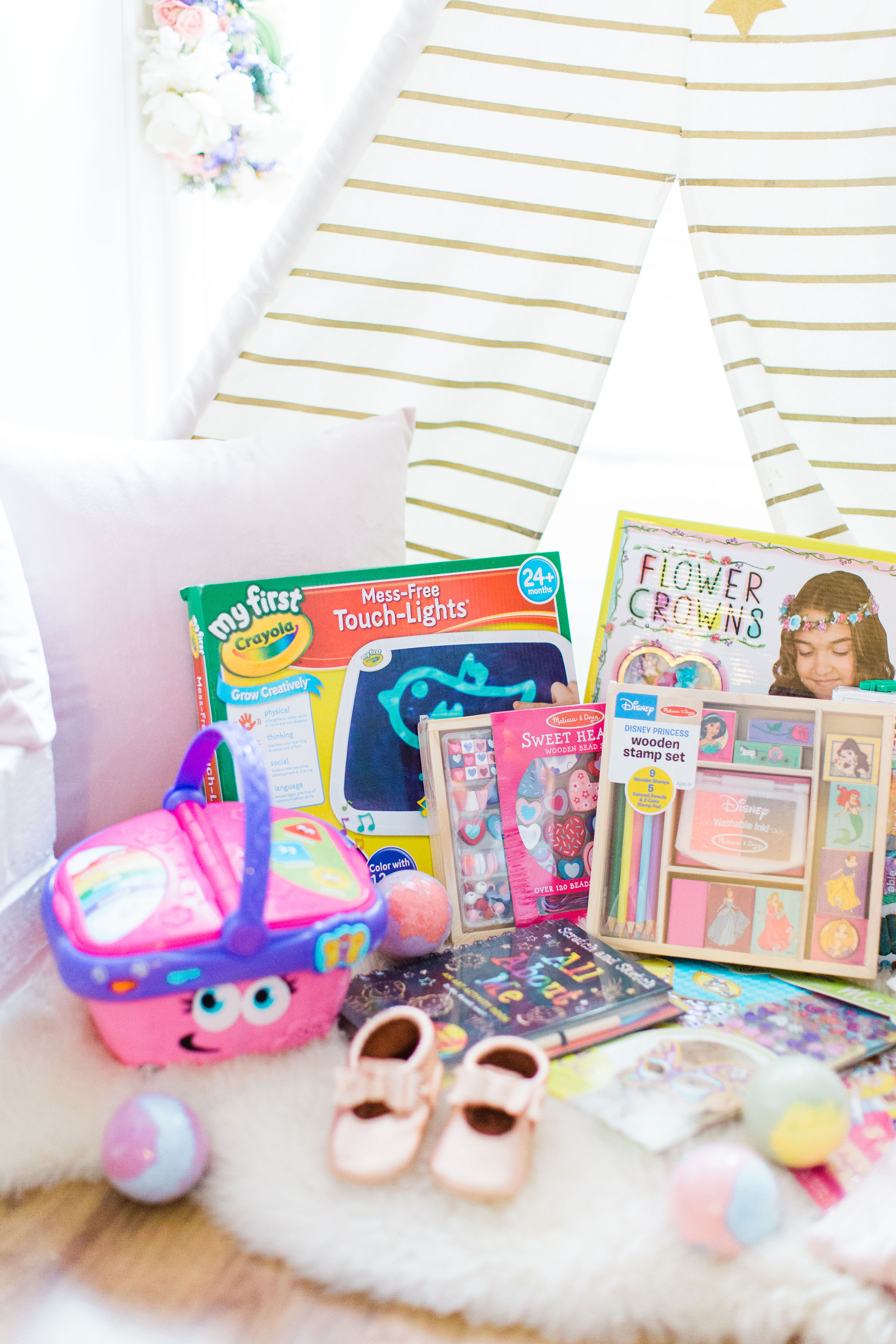 Gift Guide  Stocking Stuffers for Kids, Babies, Toddlers, and Tweens -  Glitter, Inc.