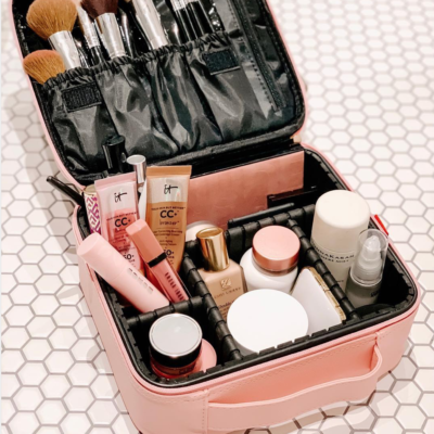 $20 pink travel makeup bag from Amazon