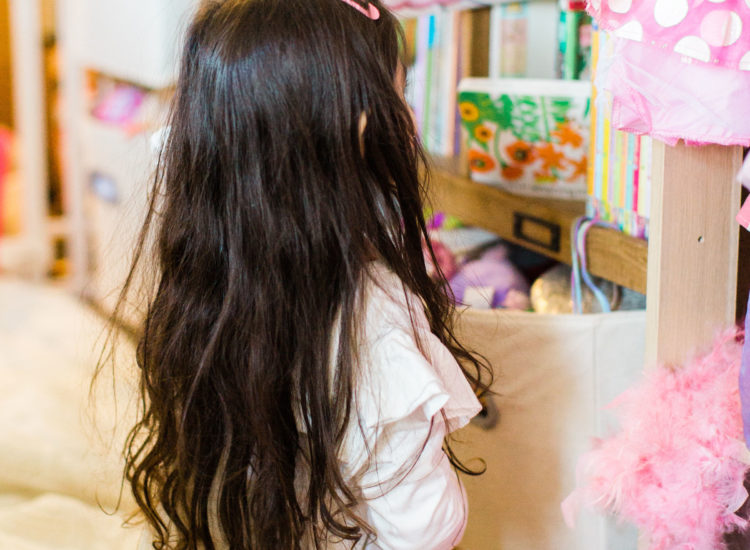 Did you know that the toddler years are a great time to start introducing fun and simple age-appropriate household chores? Starting chores in engaging ways will help to help instill a lifetime of good habits, independence, and self-reliance. Plus, we're sharing a handy downloadable chore chart, with the best chores for kids, broken down by age. | glitterinc.com | @glitterinc