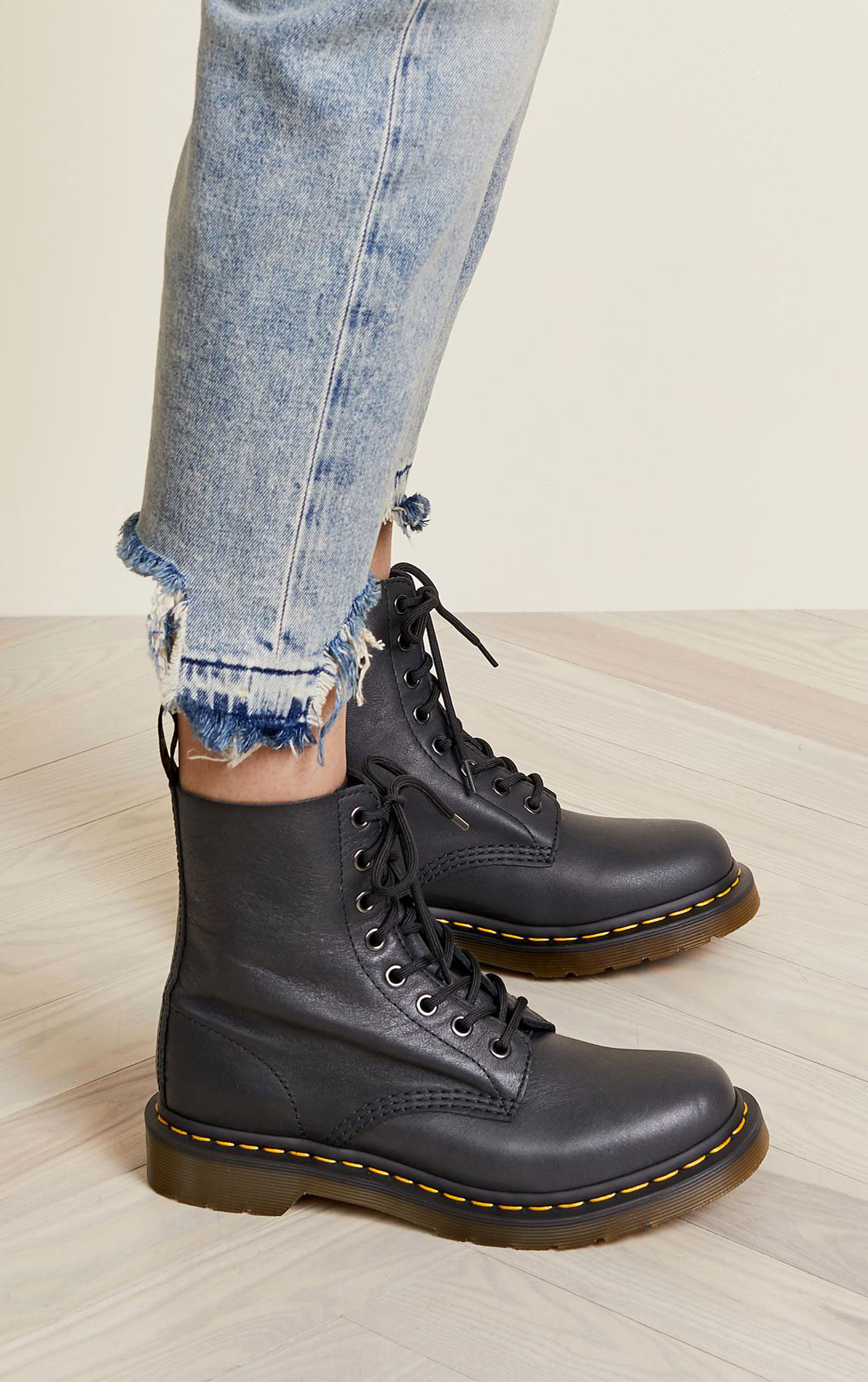 Lifestyle blogger Lexi of Glitter, Inc. shares her favorite weekly finds from around the web, including these new Dr. Martens Pascal Virginia 8-Eye Combat Boot with softer leather and no breaking in time | glitterinc.com | @glitterinc