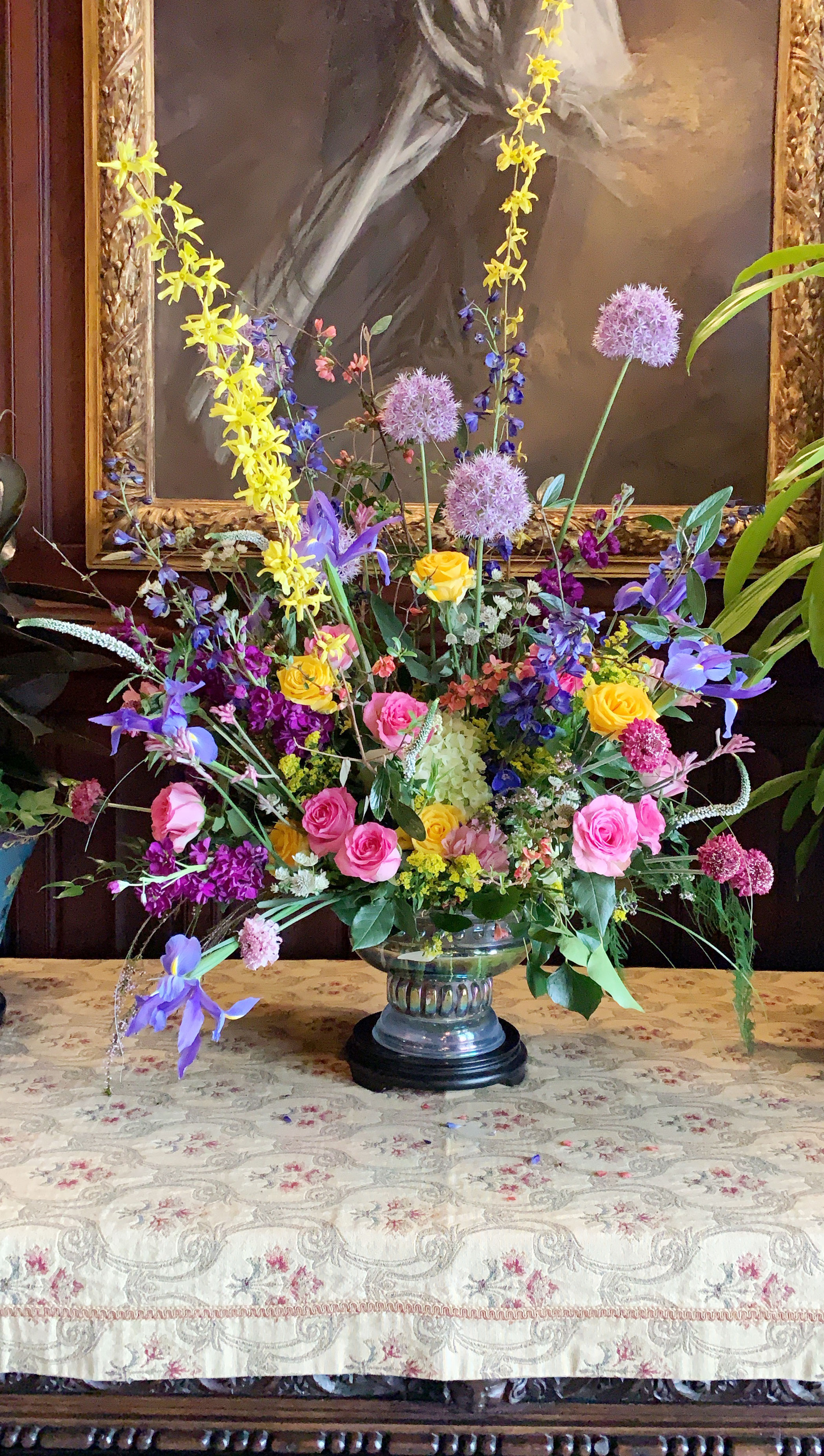 The Biltmore House is spectacular, and it's made all the more incredible with beautiful exhibits and stunning fresh flowers.