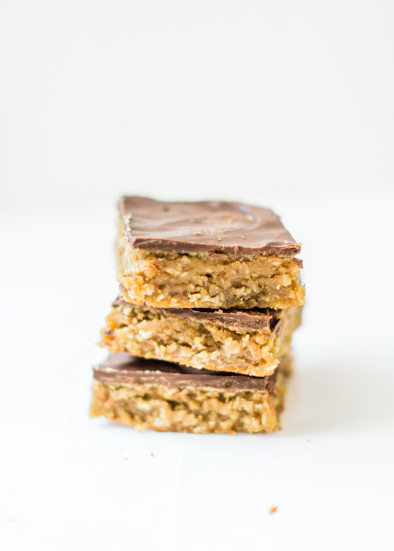 Sheet Pan Chocolate Peanut Butter Oatmeal Cookie Bars - Glitter, Inc.