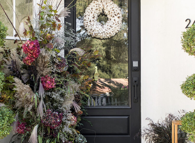 How to Create a Beautiful and Welcoming Fall Front Porch
