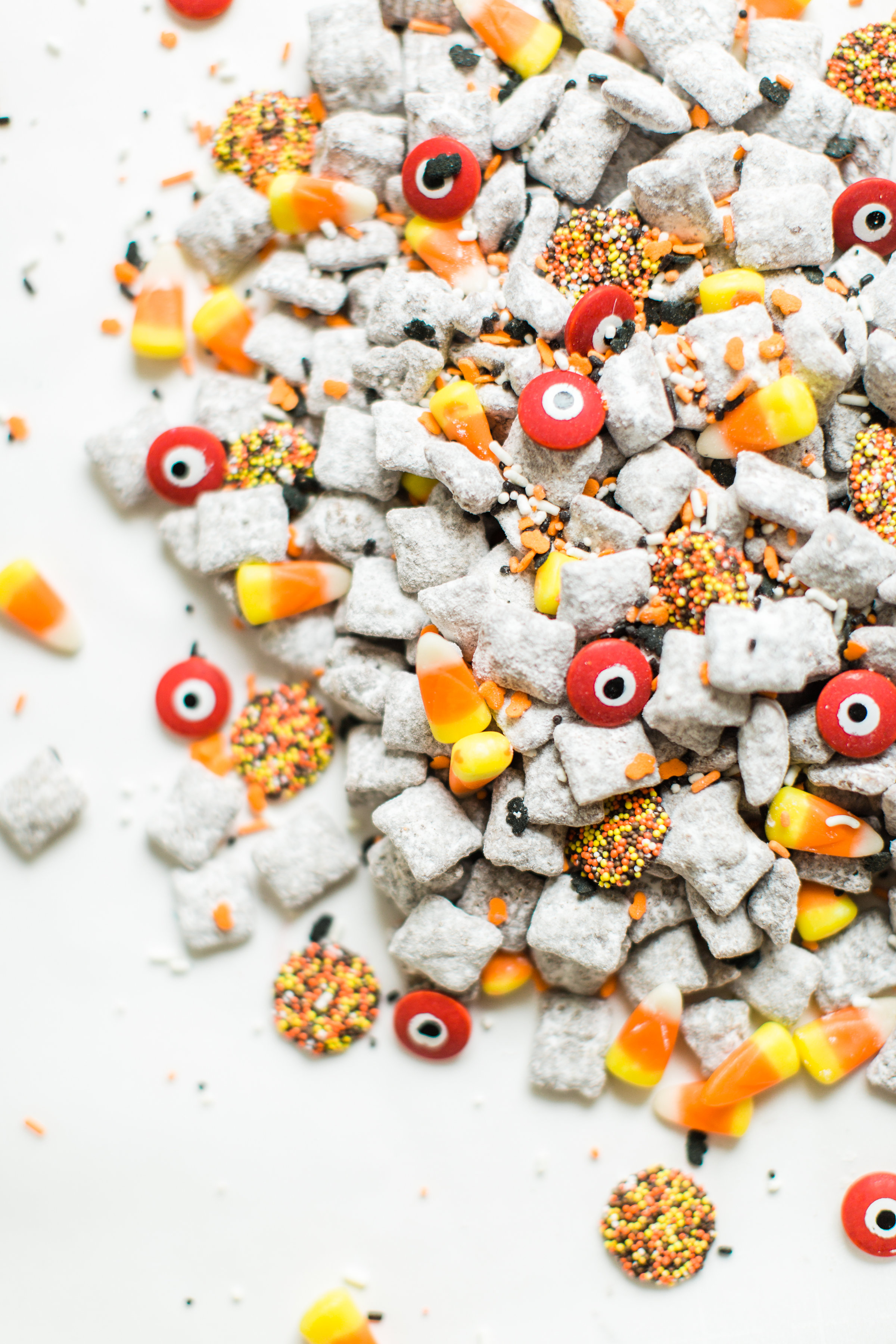 From savory appetizers to spooky sweet desserts to brilliant punch ideas, this spooktacular list, chock full of 50+ fun Halloween recipes, has everything you'll need for one epic Halloween celebration! Click through for the recipes. | glitterinc.com | @glitterinc