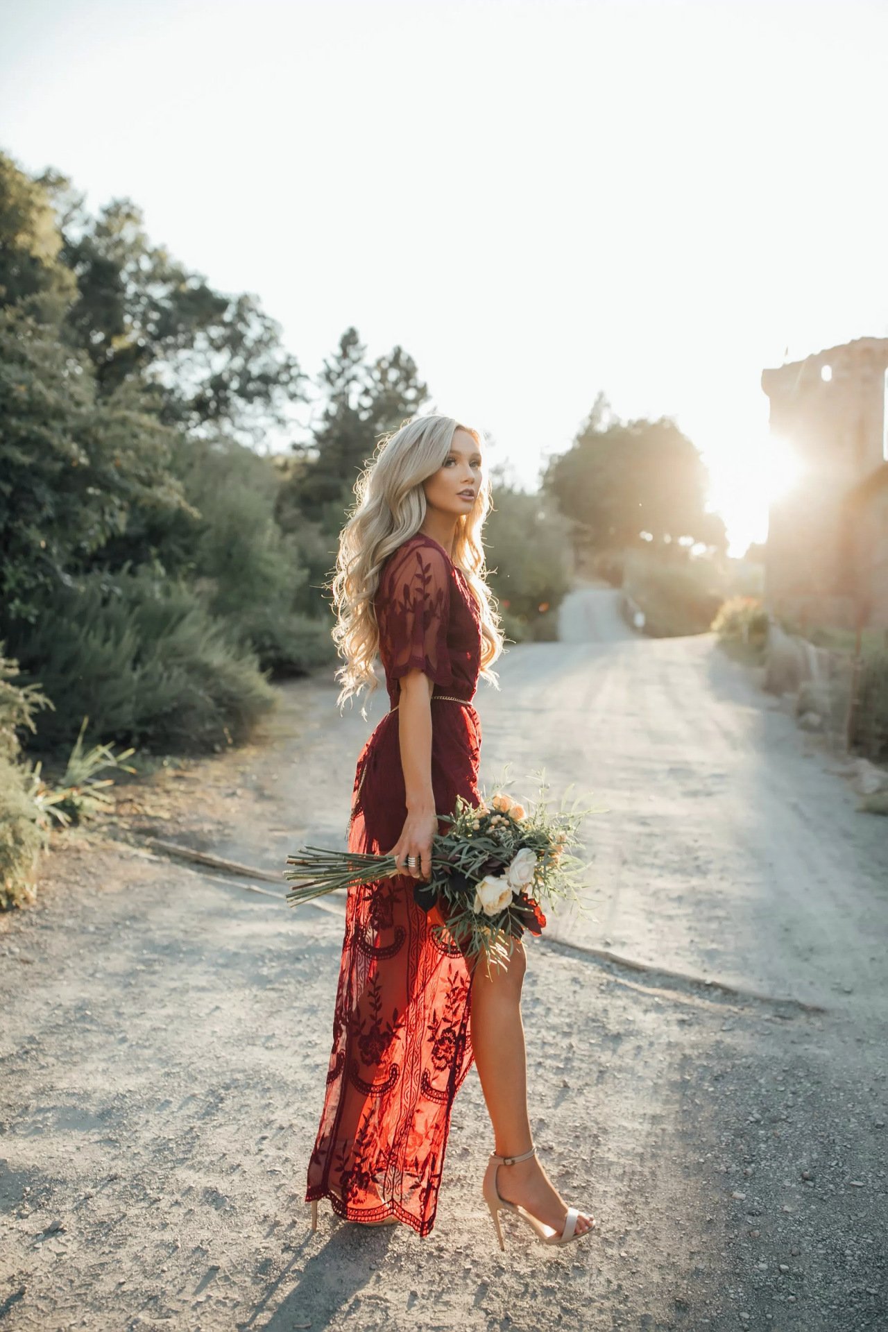 Simply Elegant Dresses for Outdoor Weddings | World's Best Wedding  Photography