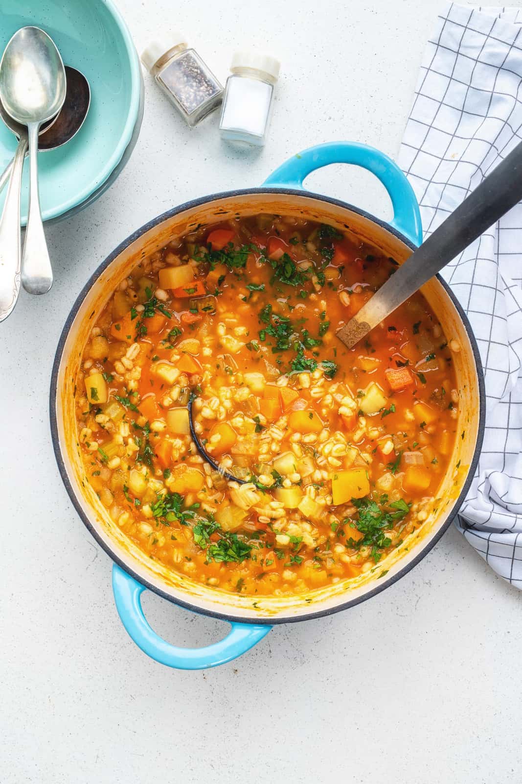 One of the perks of cold weather is getting to make and eat soup! Soup is filling, easy to make, healthy, and makes for great leftovers. Click through to find 100+ delicious family-approved soup recipes to make all fall and winter long. | glitterinc.com | @glitterinc