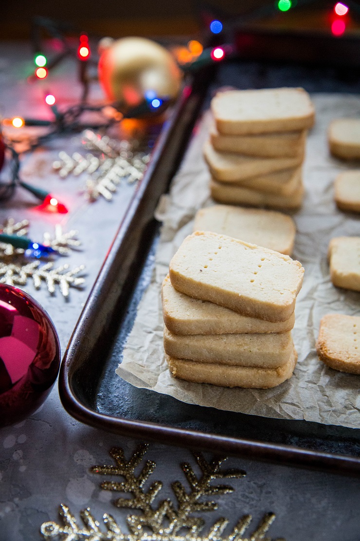 3-ingredient paleo shortbread | glitterinc.com | @glitterinc