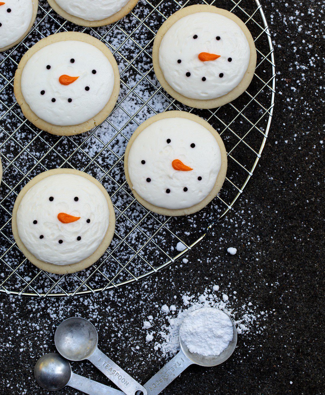 Christmas Sugar Cookies | glitterinc.com | @glitterinc