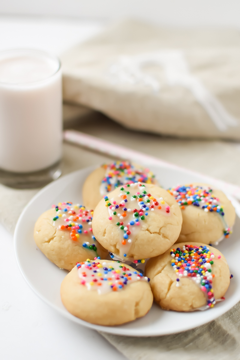 Italian Spritz Cookies with Anise (Vegan, Plant-Based) | glitterinc.com | @glitterinc