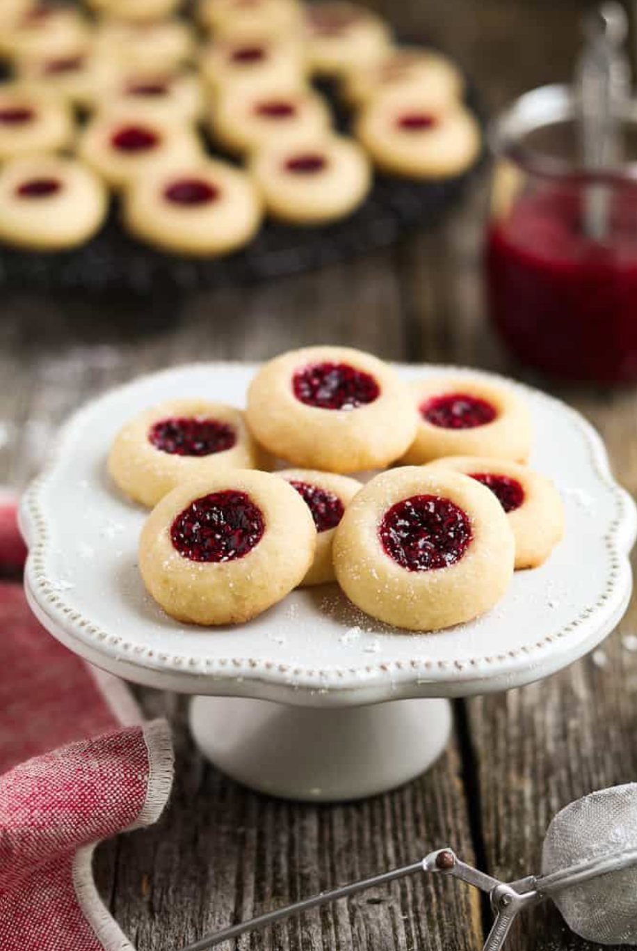 Jam-Filled Vegan Thumbprint Cookies | glitterinc.com | @glitterinc