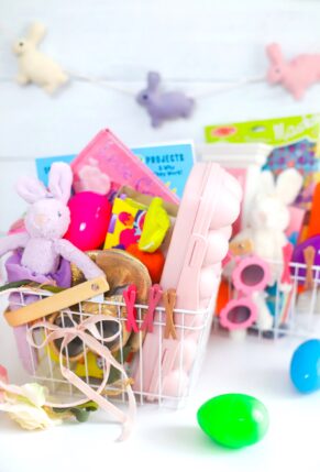 Everything we put in our kids' Easter baskets this year, including the best Easter basket finds for toddlers and young kids! | glitterinc.com | @glitterinc