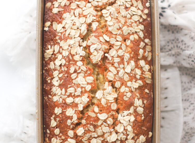 Oatmeal banana bread is the most amazing twist on a more classic banana quick bread. Filled with oats and yogurt, the recipe results in a delicious banana bread that is fluffy, moist, and has the perfect chewy crust. Click through for the recipe. | glitterinc.com | @glitterinc