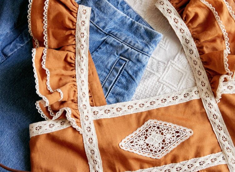 Little Love Notes // Sézane - Zora Top