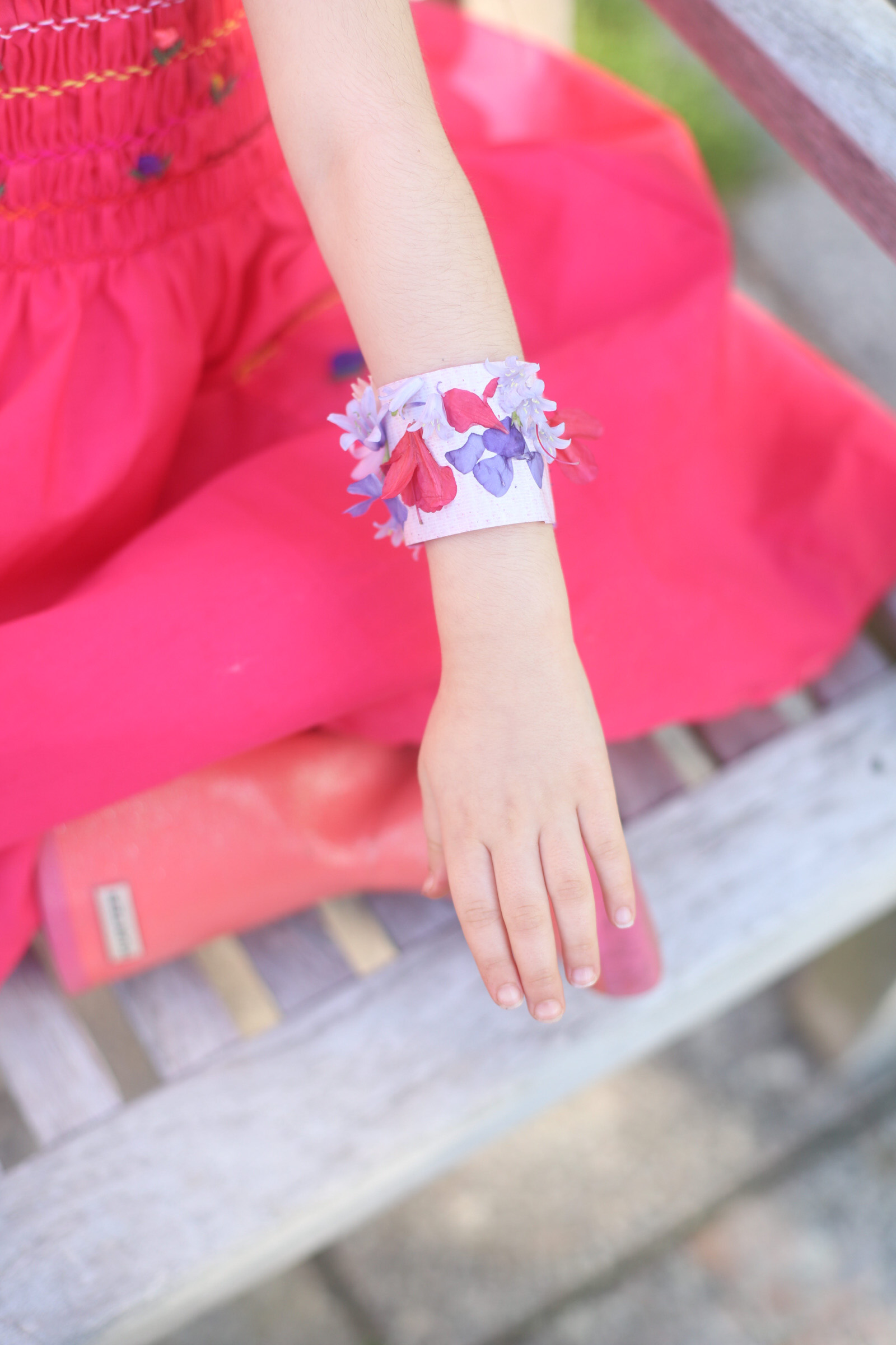 DIY flower bracelets