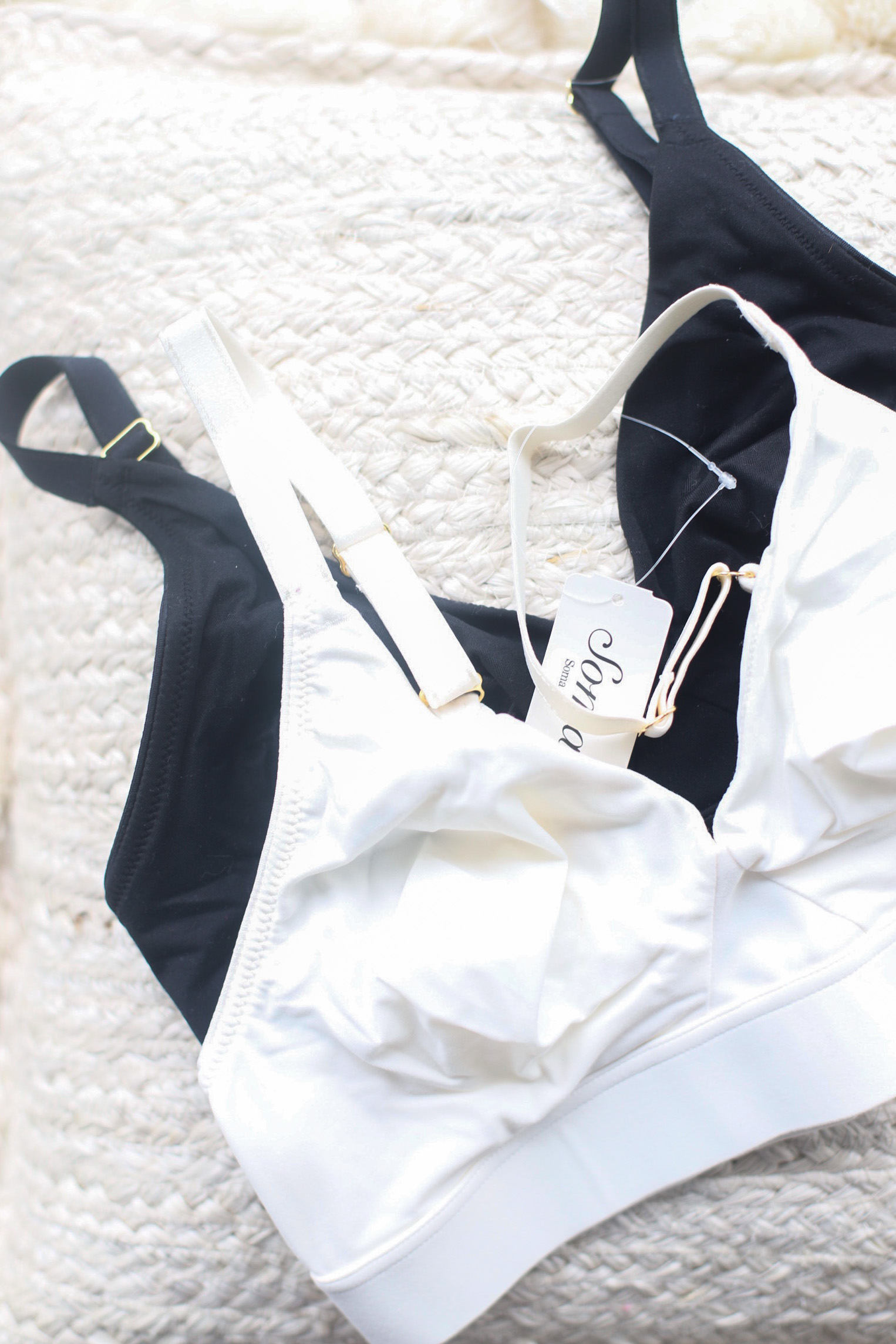 The Softest and Best Wireless Lounge Bras Perfect for Working From Home -  Glitter, Inc.