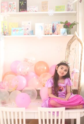 Planning a birthday party for your kids while staying home and social distancing? We threw our 6 year old a social distance Frozen themed birthday party at home and she loved every second of it. Here are a few tips, plus a timeline of the big day, for making your little one’s birthday at home extra special! | @glitterinclexi | GLITTERINC.COM