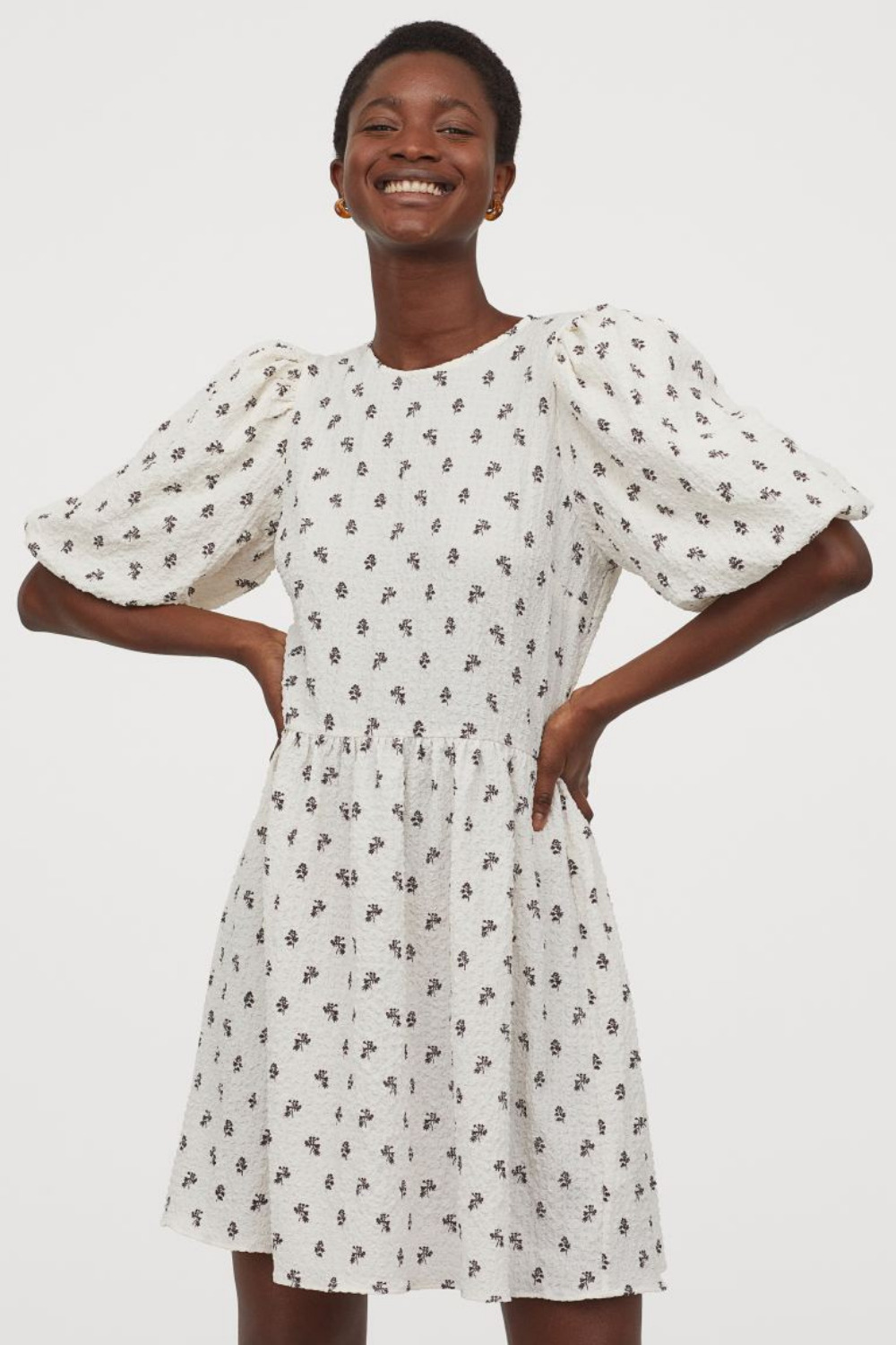 WEEKLY FINDS - Including this H&M Puff-Sleeved Dress