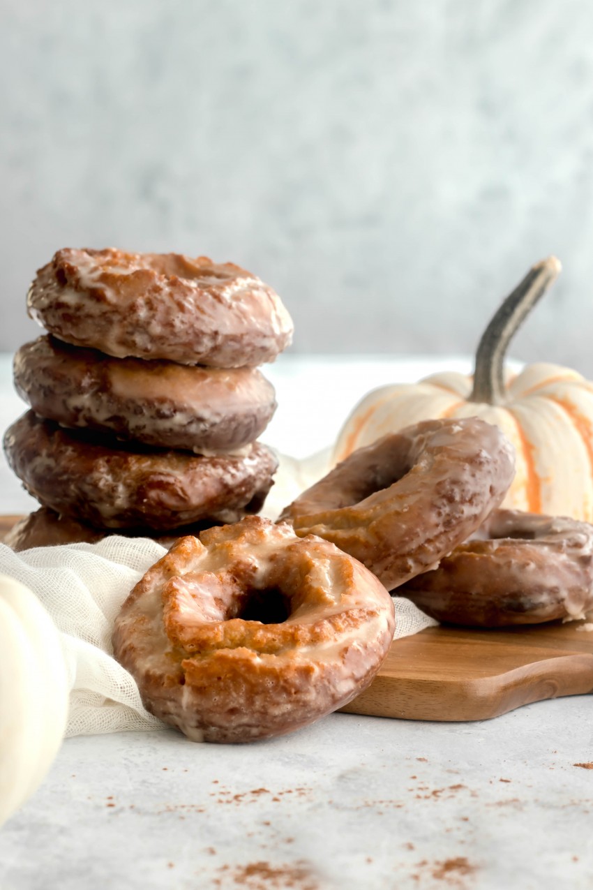 Pumpkin Spice Donuts