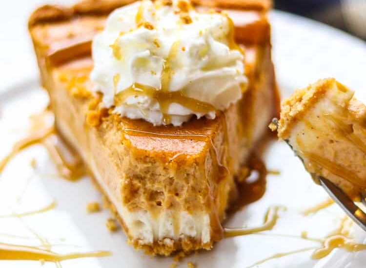 The Very Best of Pumpkin Desserts - More Than 100 Easy Recipes - that everyone loves - for all of your Fall Baking | @glitterinclexi | GLITTERINC.COM