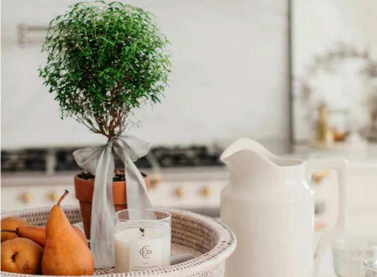 Weekly Finds + The Most Gorgeous Sweater Under $20 | Monika Hibbs Pedestal Fruit Tray