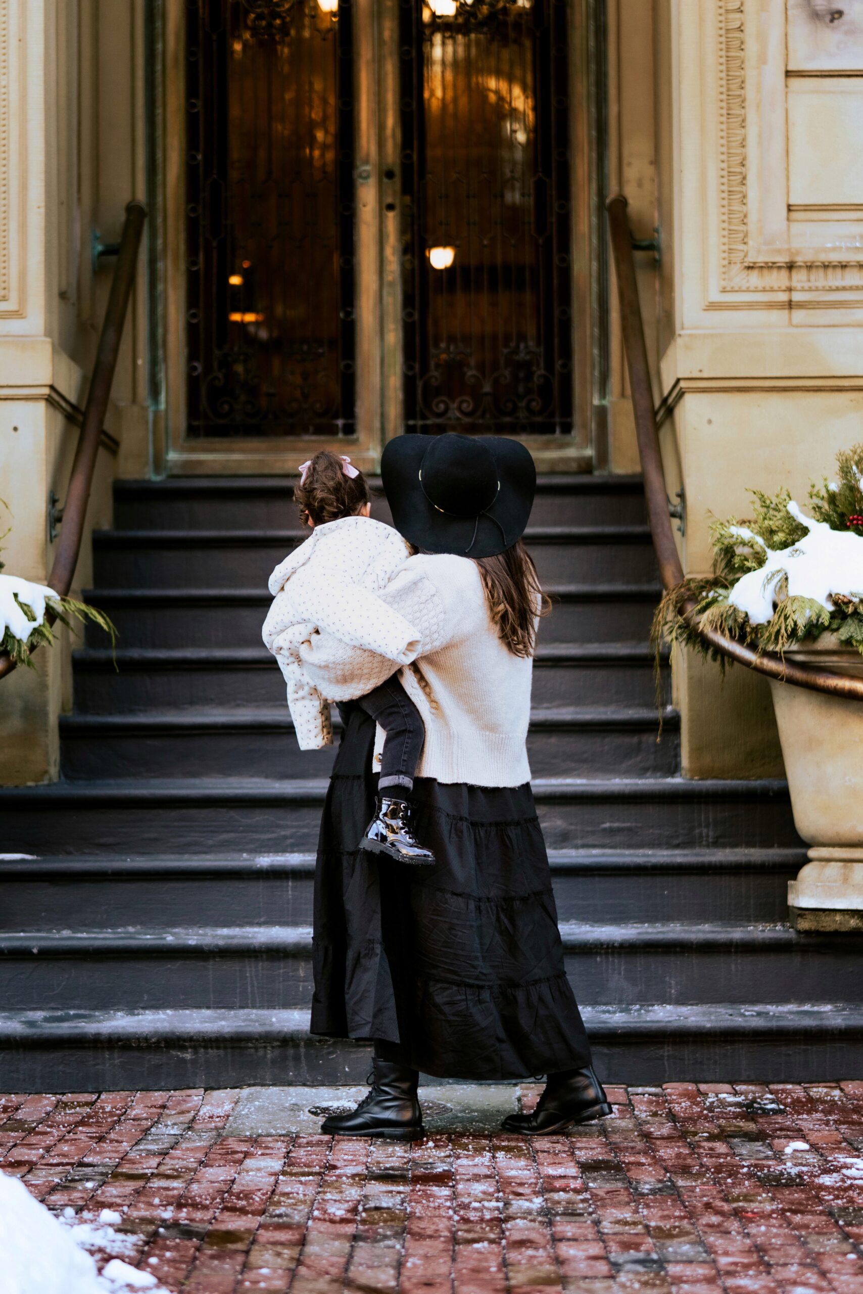 Little Love Notes + Back Bay Brownstone Dreaming - Mom and Daughter - GLITTERINC.COM