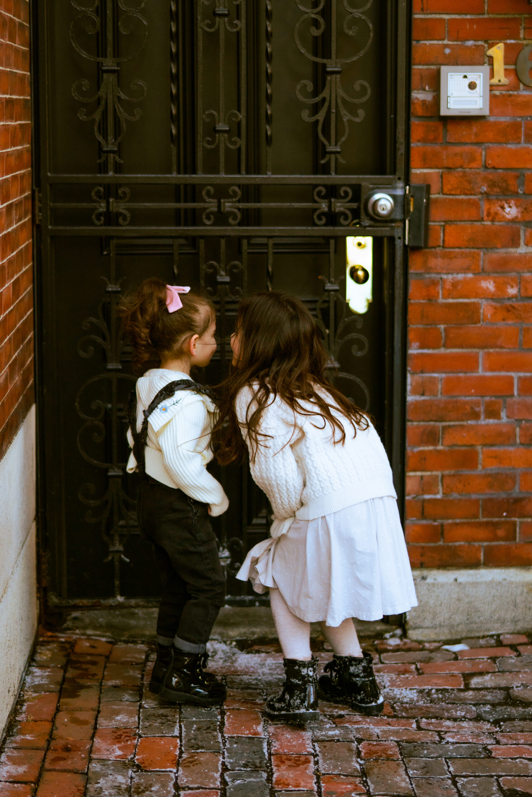 Living in a Big City With Young Kids - Glitter, Inc.
