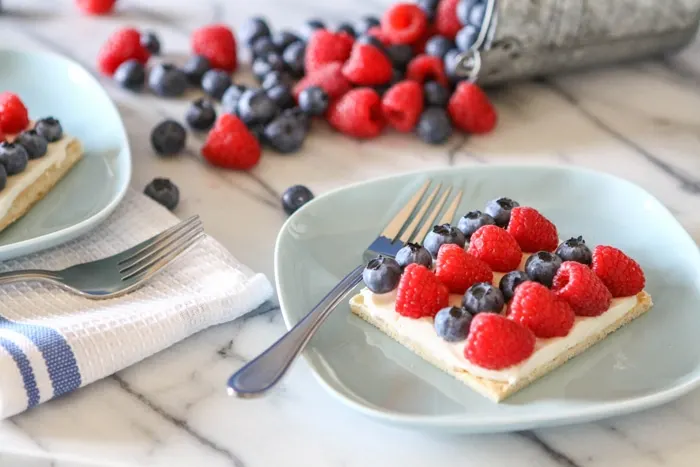 Red, White, and Blue Dessert Mini Fruit Pizzas