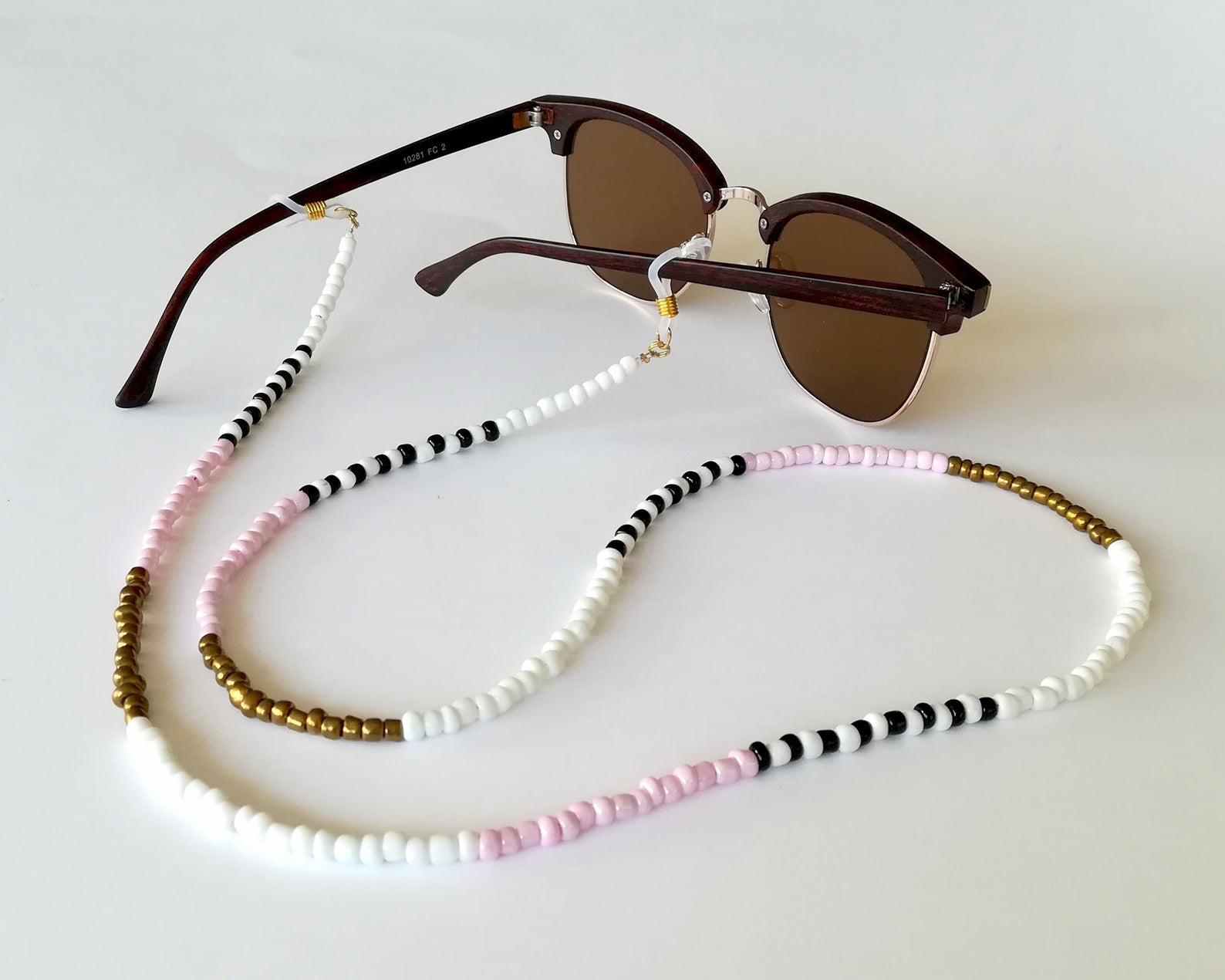 How to make eyeglass clearance holder necklace