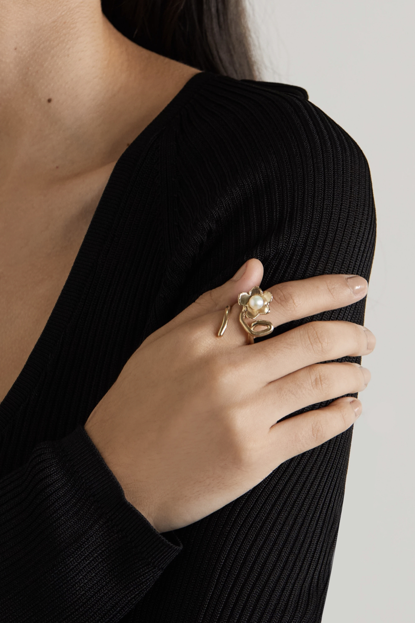 ​ANITA BERISHA Daisy Crawler Gold Pearl Ring