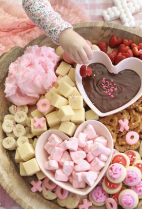 Valentine’s Day Fondue Dessert Board - Sweet Charcuterie Chocolate Platter - GLITTERINC.COM