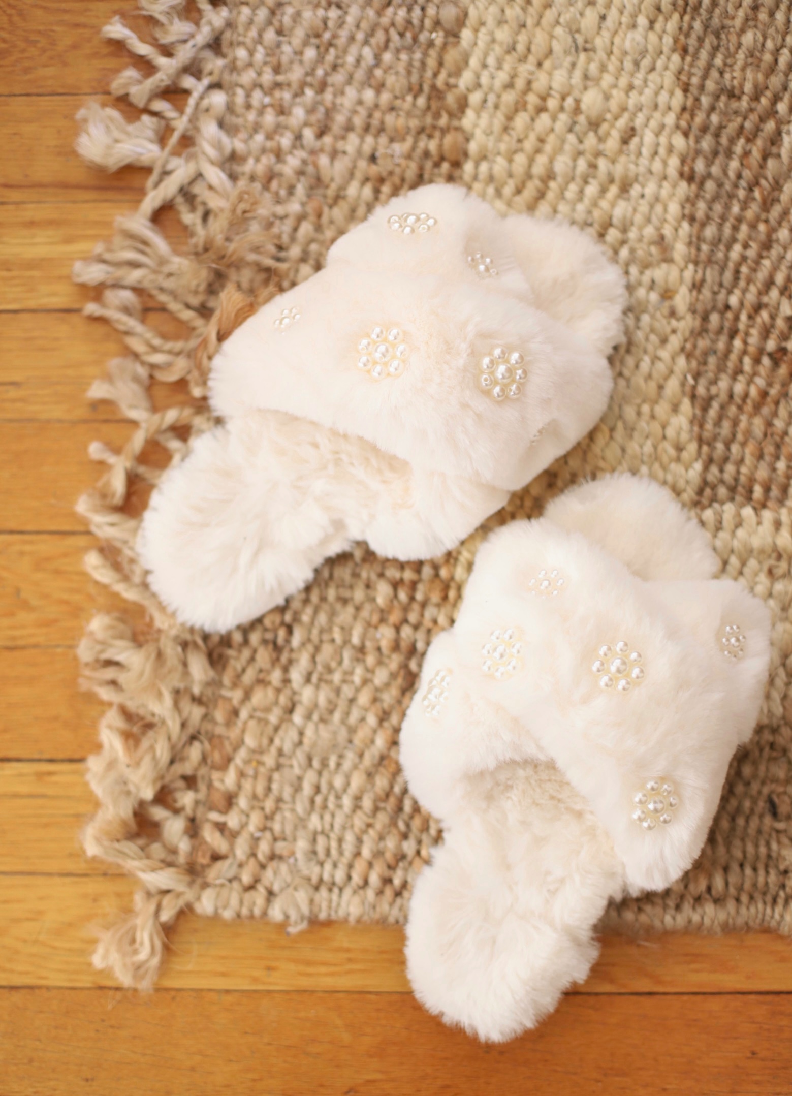 Fuzzy fur online slippers