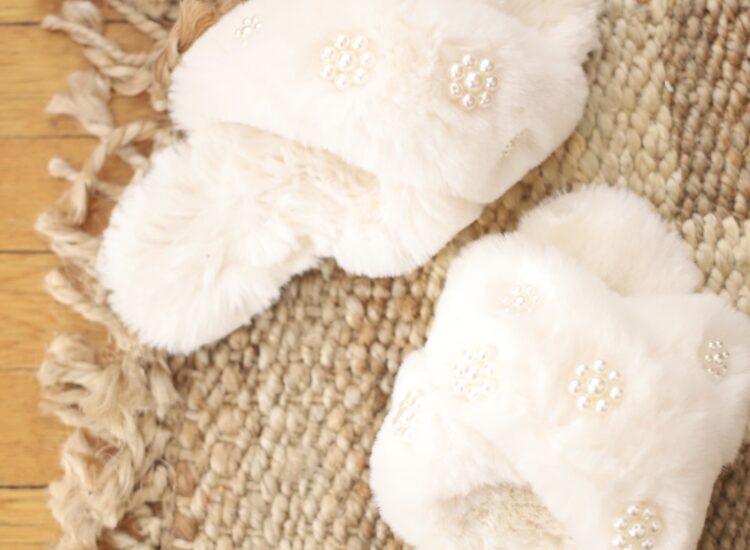 DIY Pearl Embellished Slippers - Pearls on Fuzzy Slippers - Pearl Daisies - GLITTERINC.COM