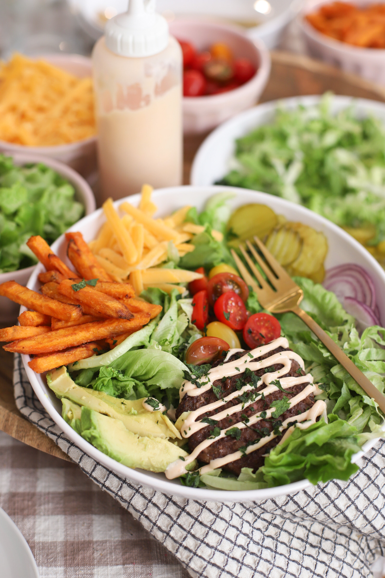 Easy Loaded Burger Bowls - Burger Bar - Cheeseburger Salad Bowls with the Best Sauce - Recipe - GLITTERINC.COM