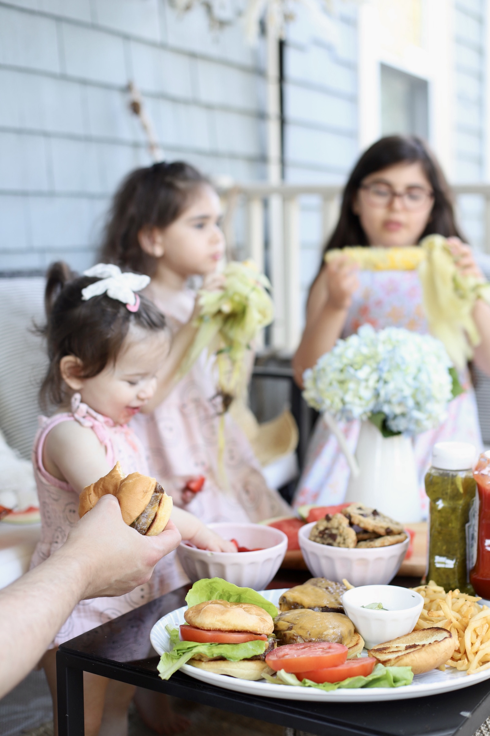 How to Throw a Low-Key Backyard 4th of July BBQ - Barbecue Burgers Party for the Fourth - Back Porch Summer Celebration - GLITTERINC.COM